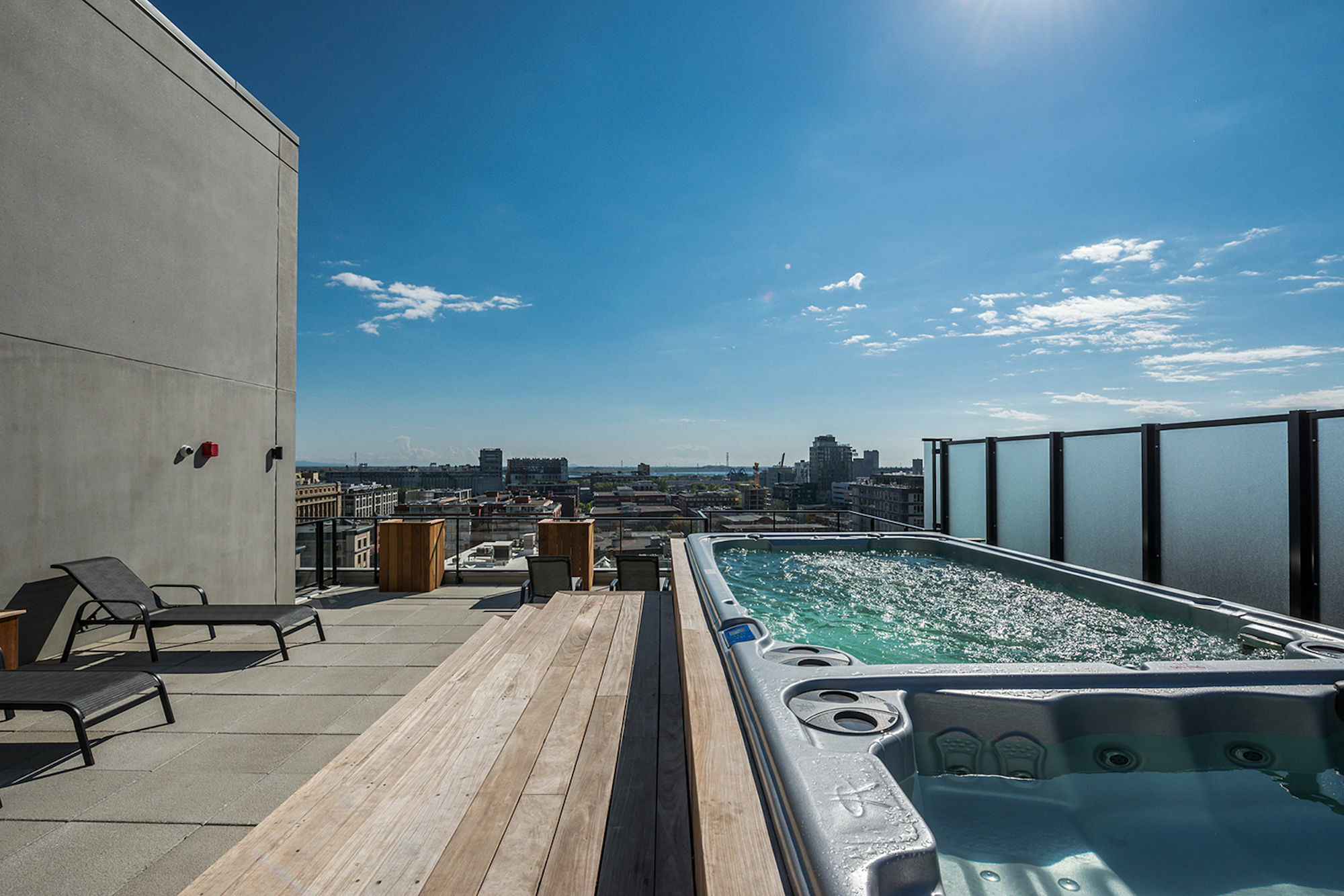 Unique 1Br In Old Montreal By Sonder Apartment Exterior photo